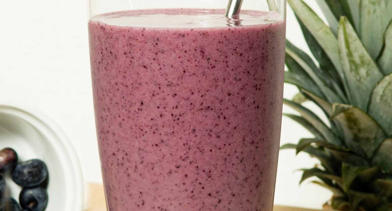 GreenTea Blueberry And Banana Smoothie-1