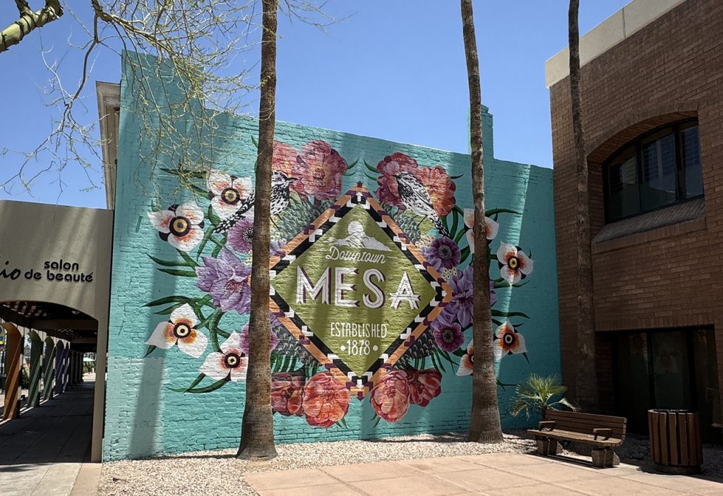 downtown mesa mural in mesa arizona