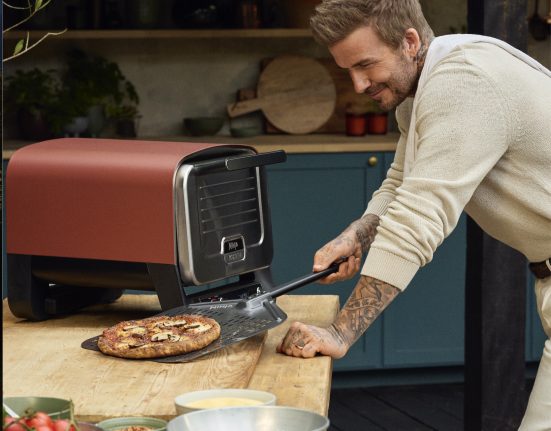 David-Beckhams-Single-Shroom-Pizza-Ninja Woodfire